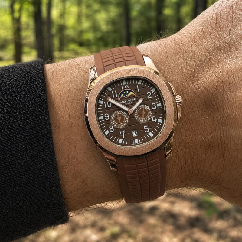 Patek™ Aquanaut Semiautomático + Estuche de Lujo