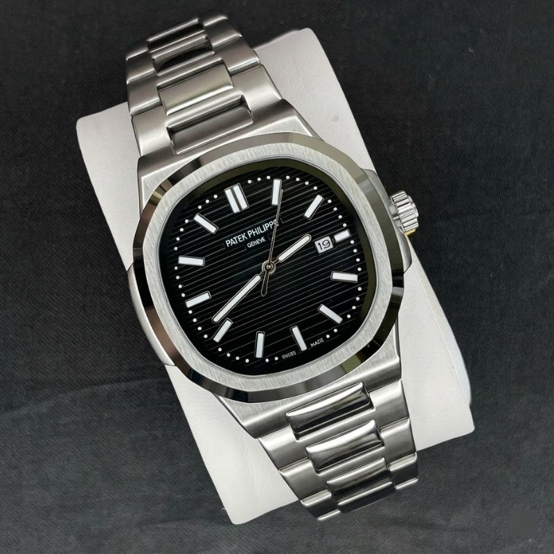 Patek Philippe Nautilus + Estuche de Lujo
