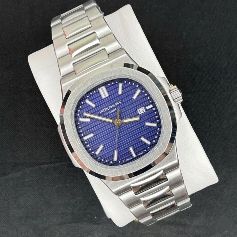 Patek Philippe Nautilus + Estuche de Lujo