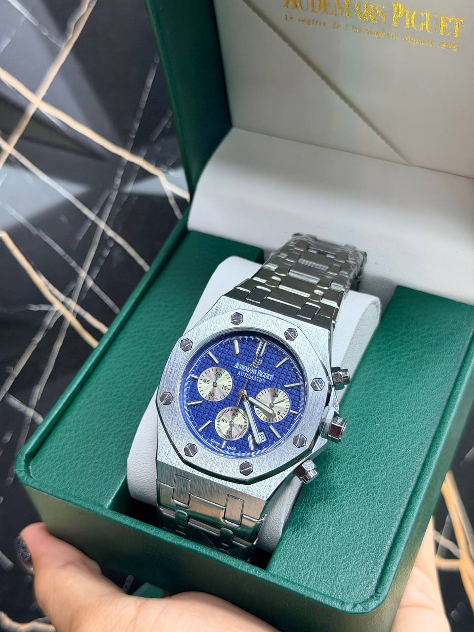 Audemars Piguet Royal Oak + Estuche de Lujo AP